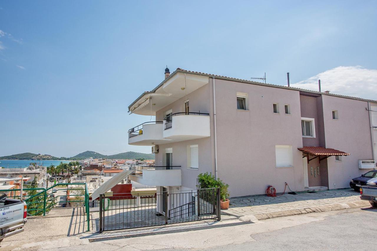 Seagull Apartments Néa Péramos エクステリア 写真