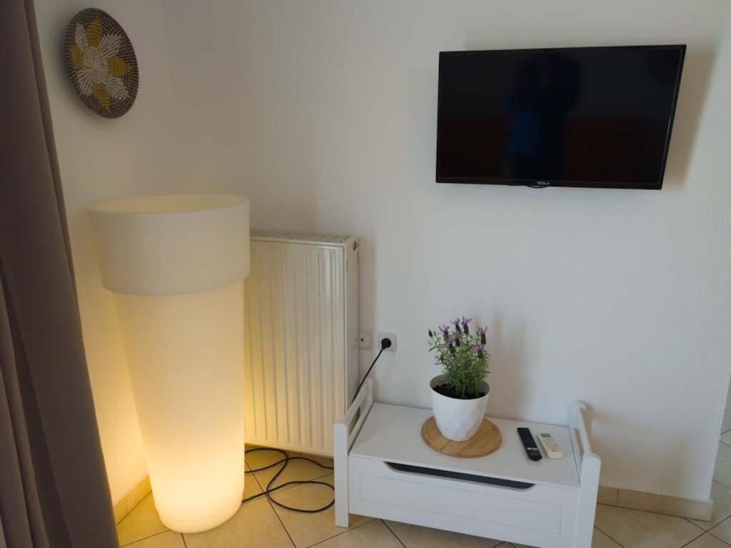 Seagull Apartments Néa Péramos エクステリア 写真